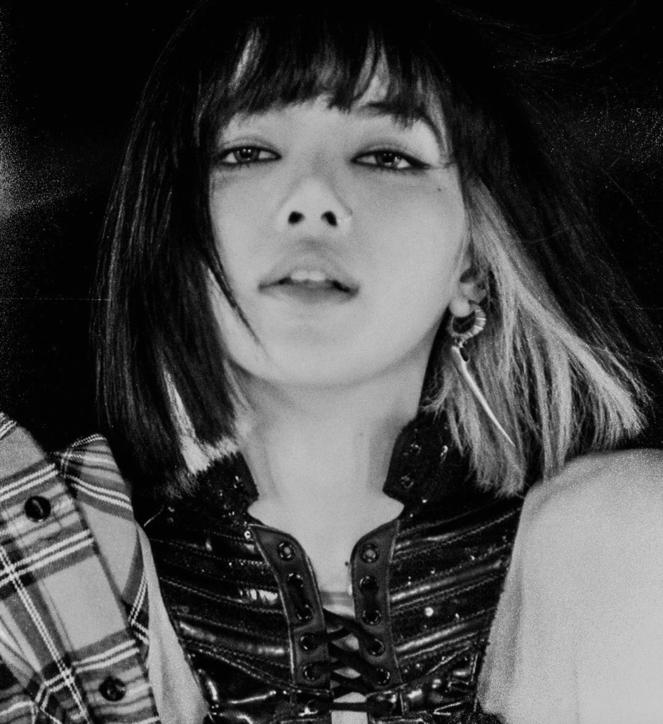 LsaStorm's tweet photo. Gorgeous LALISA MANOBAN
MY QUEEN 👸🏼Look @ LISA
❤️❤️❤️❤️❤️❤️❤️❤️❤️❤️❤️
LISA LISA LISA LISA LISA LISA
#RapperLISA #LISA #리사 #BLACKPINK https://t.co/swPHXENzZd