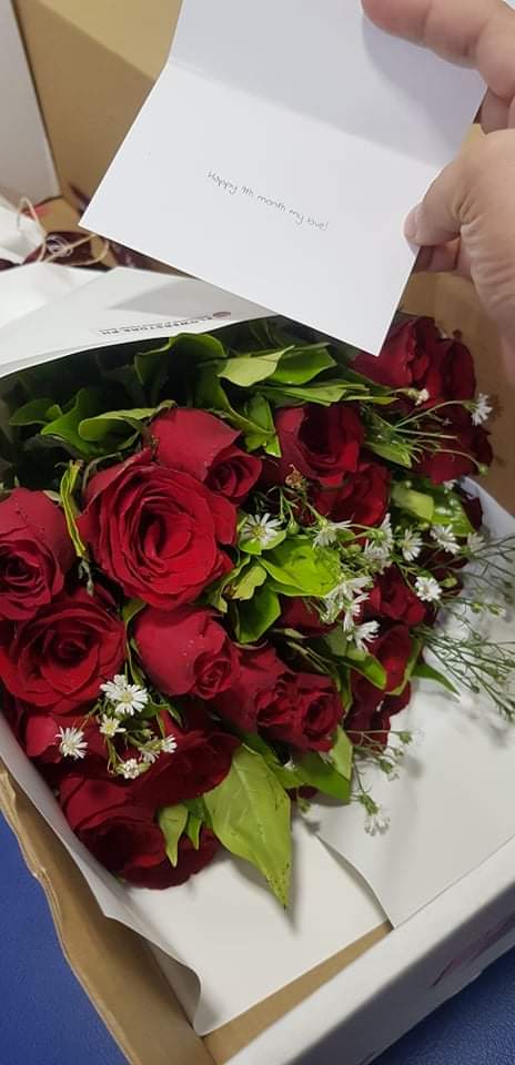 Argilits's tweet photo. Thr surprise was a success! The special #grandgesture #boquet from @FlowerstorePH that contains #twodozen #red #roses is a great way to brighten up the day of my significant other. Galing ng @FlowerstorePH! https://t.co/NJMqLe7KZQ