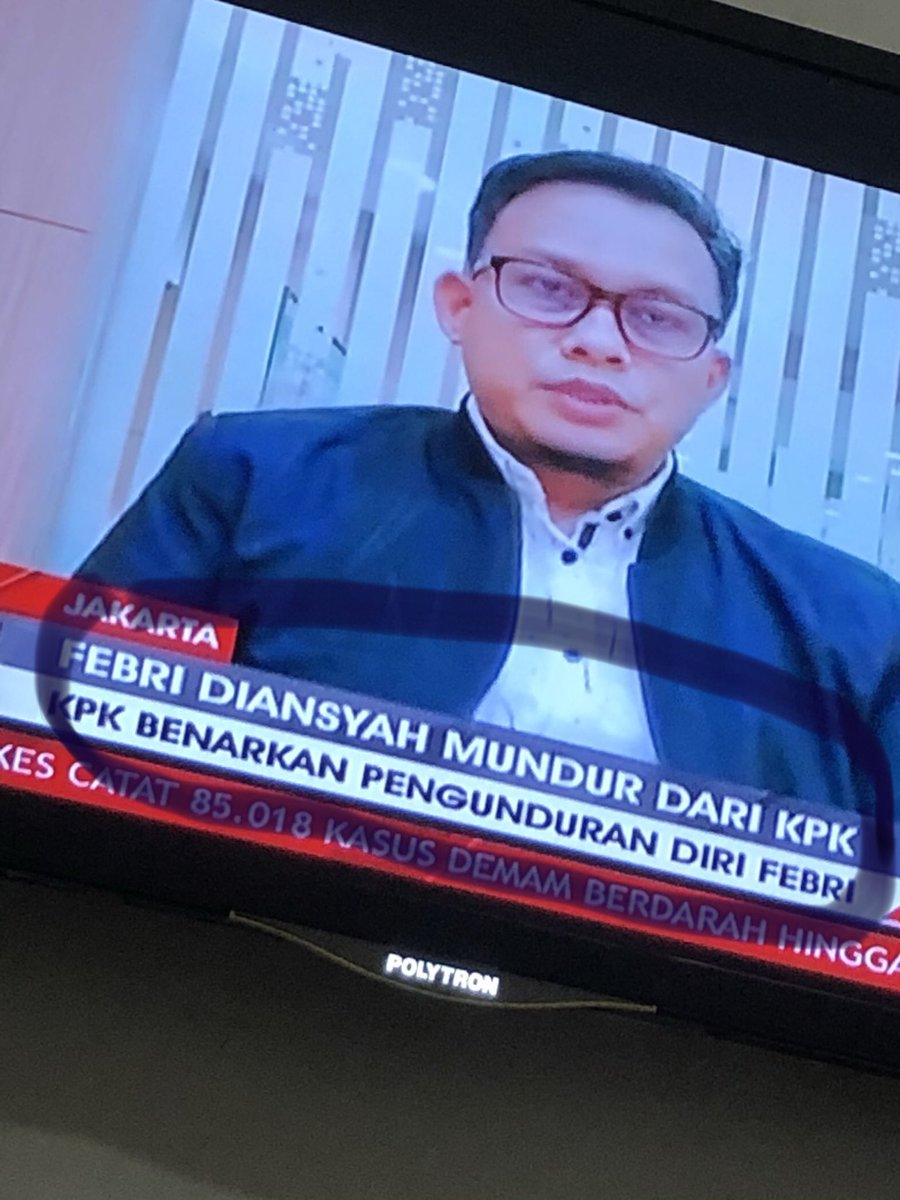 GSobran's tweet image. Sy tdk kenal beliau mas @febridiansyah tp saya sering lihat di tv dan sptnya org jujur.Ketika org jujur dan totalitas sdh berada dalam lingkungan KPK saat ini dgn jiwa besar mundur.Salut bang msh banyak tempat untuk org spt abang👏