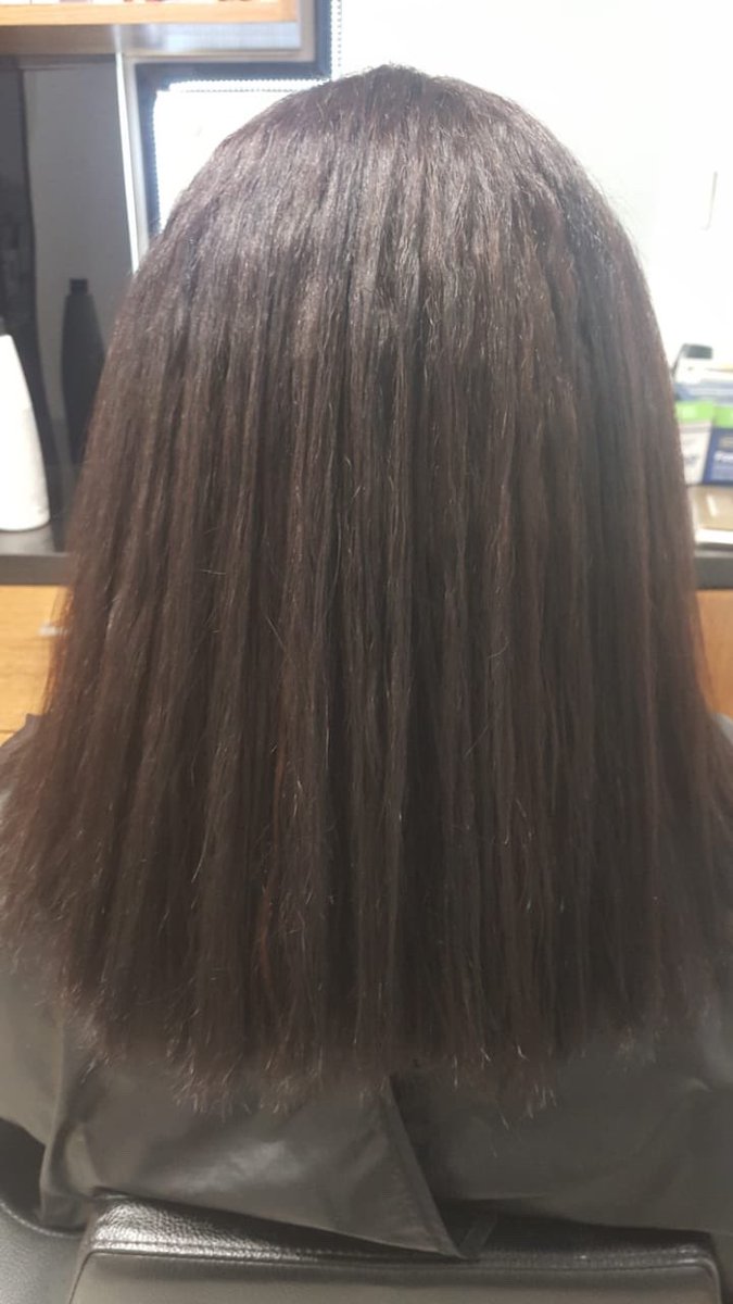 Beiabeauty's tweet photo. GOLDEN BEIA BALAYAGE 😍
⠀⠀⠀⠀⠀⠀⠀⠀⠀
Increíble lo que un poquito de amor y pasión por la peluquería pueden hacer.
⠀⠀⠀⠀⠀⠀⠀⠀⠀
Painted by Julissa 💚 #beiaexpress® #bellezasostenible #loveyourself #wedobeauty #beautycare https://t.co/vKZ5jVI77w