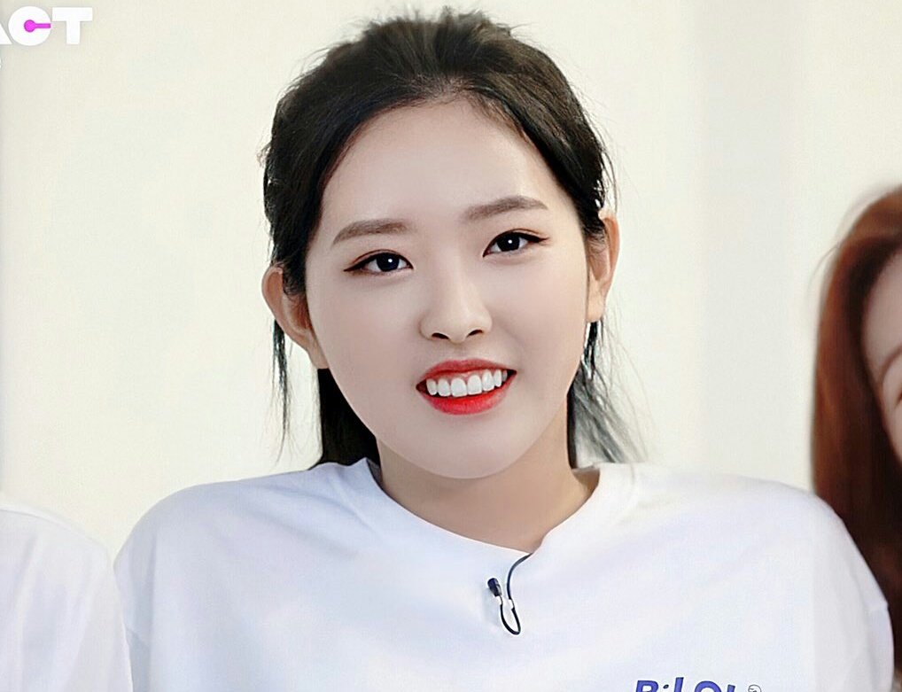 hyejoo plant and her tiny ears