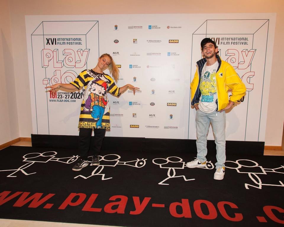 PlayDocFest's tweet photo. LAURA LAMONTAGNE é PICO AMPERIO inauguraron o #PlayDoc2020 cun concerto precioso ✨🙌👑👑

Con🎤 @SON_EG  

#culturasegura https://t.co/dPFaDayUFK