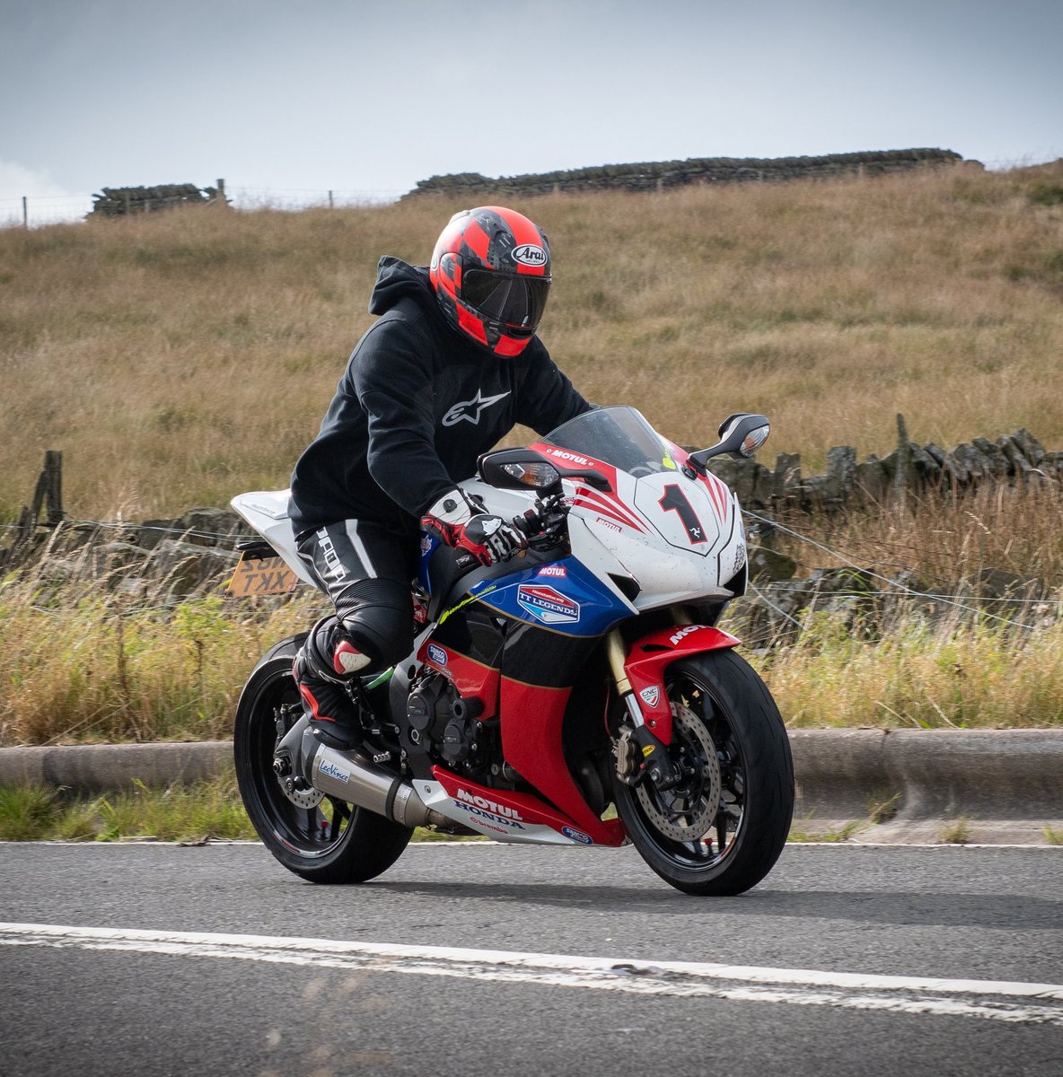 ShutterSpeedMo1's tweet image. Holme Moss 😎📸