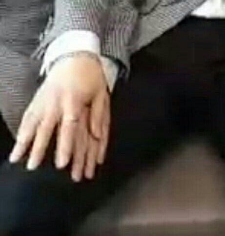 I saw this video before and in there I 'think' Jongdae's pinky moved a lil' after holding Minseok's hand and EYE- I'm in tears :'))))