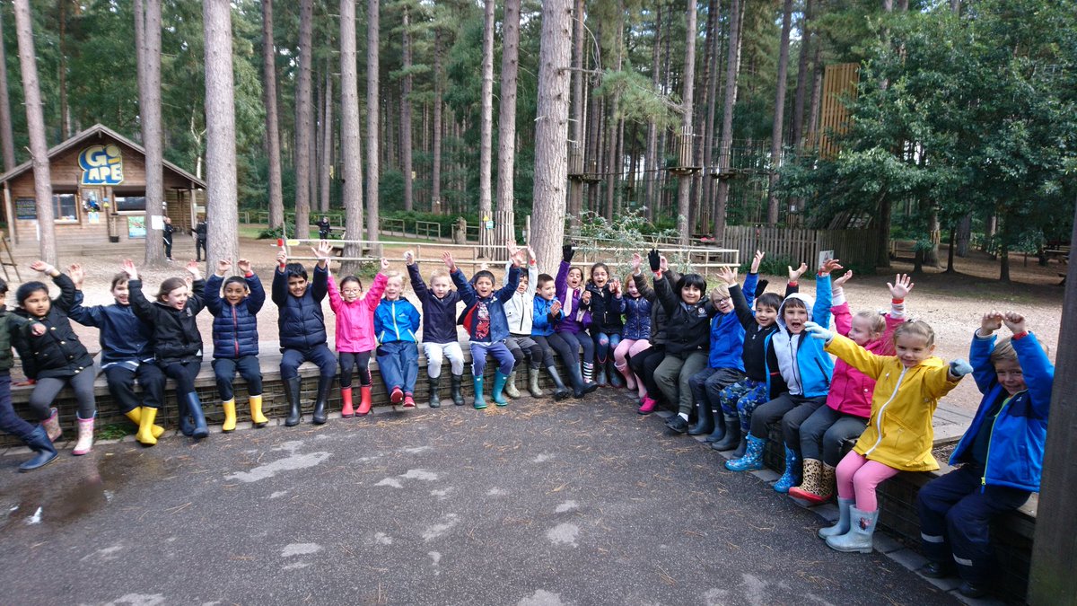 NottsHighIJS's tweet image. Year 2 are having fantastic fun outdoors with an adventure filled day #SoMuchMore #outdooreducation