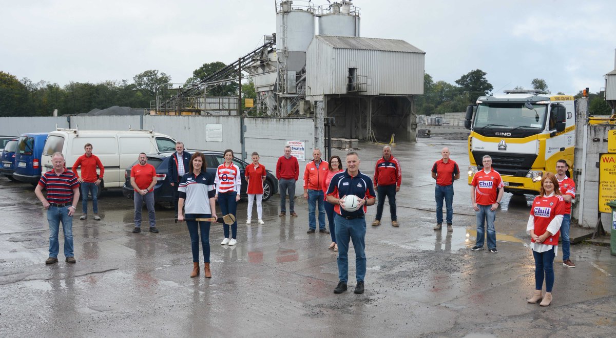 DuconConcrete's tweet photo. @DuconConcrete staff supporting a worthy cause #goredforcork @marymountcork @CorksRedFM 104-106 Thanks to Danny Culloty @dannytheyank for joining us - still going Red for Cork 30 years later #corkforthedouble 😁https://t.co/soMUr4PkKz still time to donate https://t.co/yib2jqBD2o