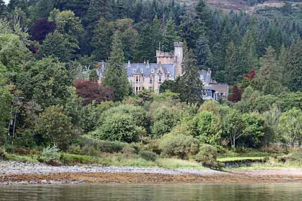 Stonefield Castle: Otterley Fabulous For An Isolated Escape
<a href="/StonefieldC/">Stonefield Castle</a>
yorkshiretimes.co.uk/article/Stonef…