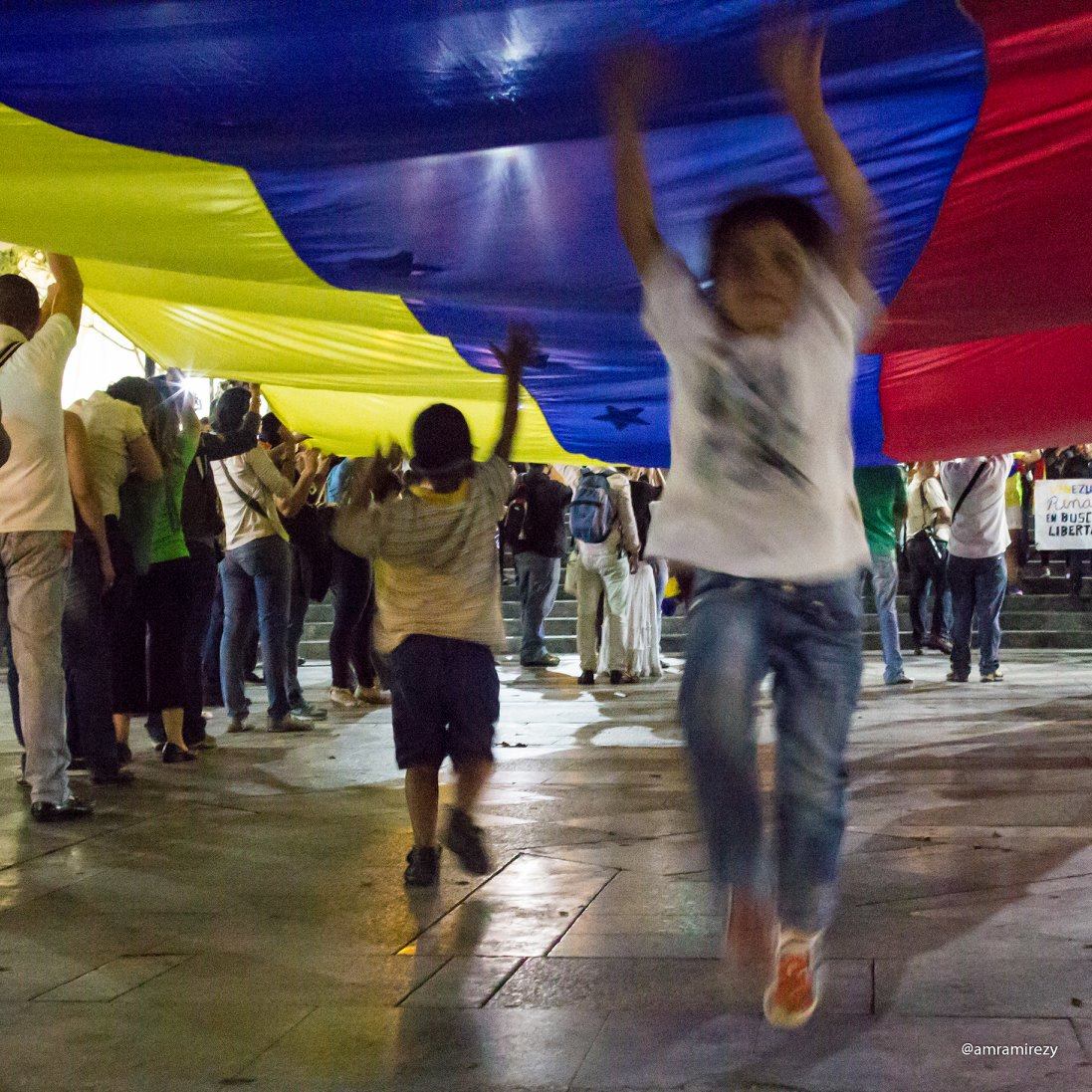 Venezolano #Ven_Actívate tweet media