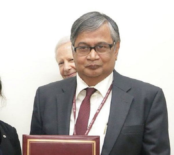 It is really shocking news that Dr. Sekhar Basu is no more with us. 
The man behind the acceleration of nuclear Pwr deployment in India( Const. of 10 PHWRs n 2 PWRs under DAE's plan) 
Also pioneered NNR of INS Arihant.

ॐ शांति!
My heartfelt condolences to his bereaved family.🙏