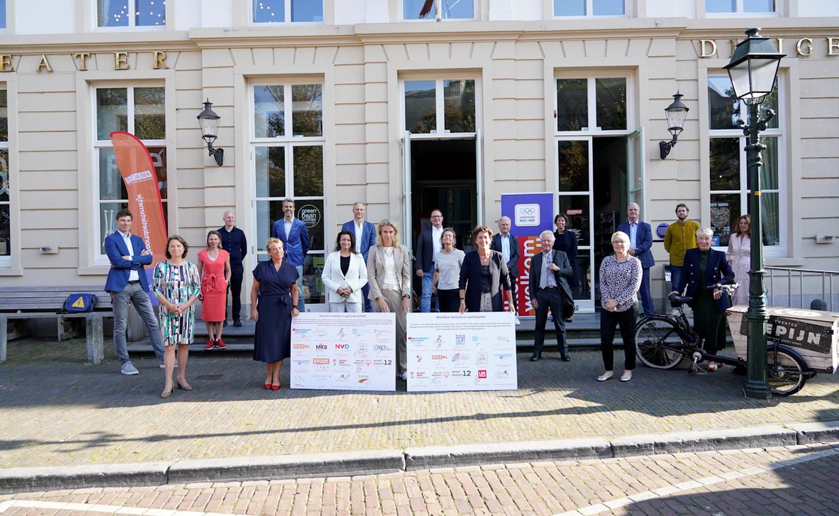 Investeren in sport en bewegen is cruciaal voor een inclusief, gezond en energiek Nederland. Daarom ondertekenden ook wij dinsdag 22-09 jl. de manifesten ‘Inclusie en participatie’ en ‘Vitaliteit en gezonde leefstijl’. #wewinnenveelmetsport

Lees meer op: ow.ly/G67z50BA0QA