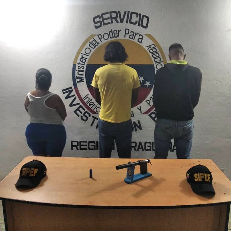 SIPEF-Paraguaná captura presunto responsable de causar quemaduras a mujer el pasado 27/06/20. En la aprehensión d ayer lunes amenazaba de muerte a la dama víctima de las quemaduras con un arma de fuego.Otras dos personas también resultaron detenidas por entorpecer acción policial