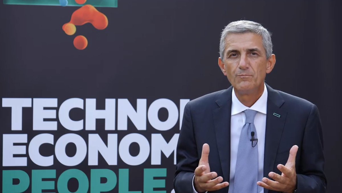 MatteoBroglio's tweet image. Stefano Venturi ci racconta il punto di vista di HPE sul periodo appena trascorso e sul periodo che verrà.

#HPEnow @sistemihs @HPE_IT