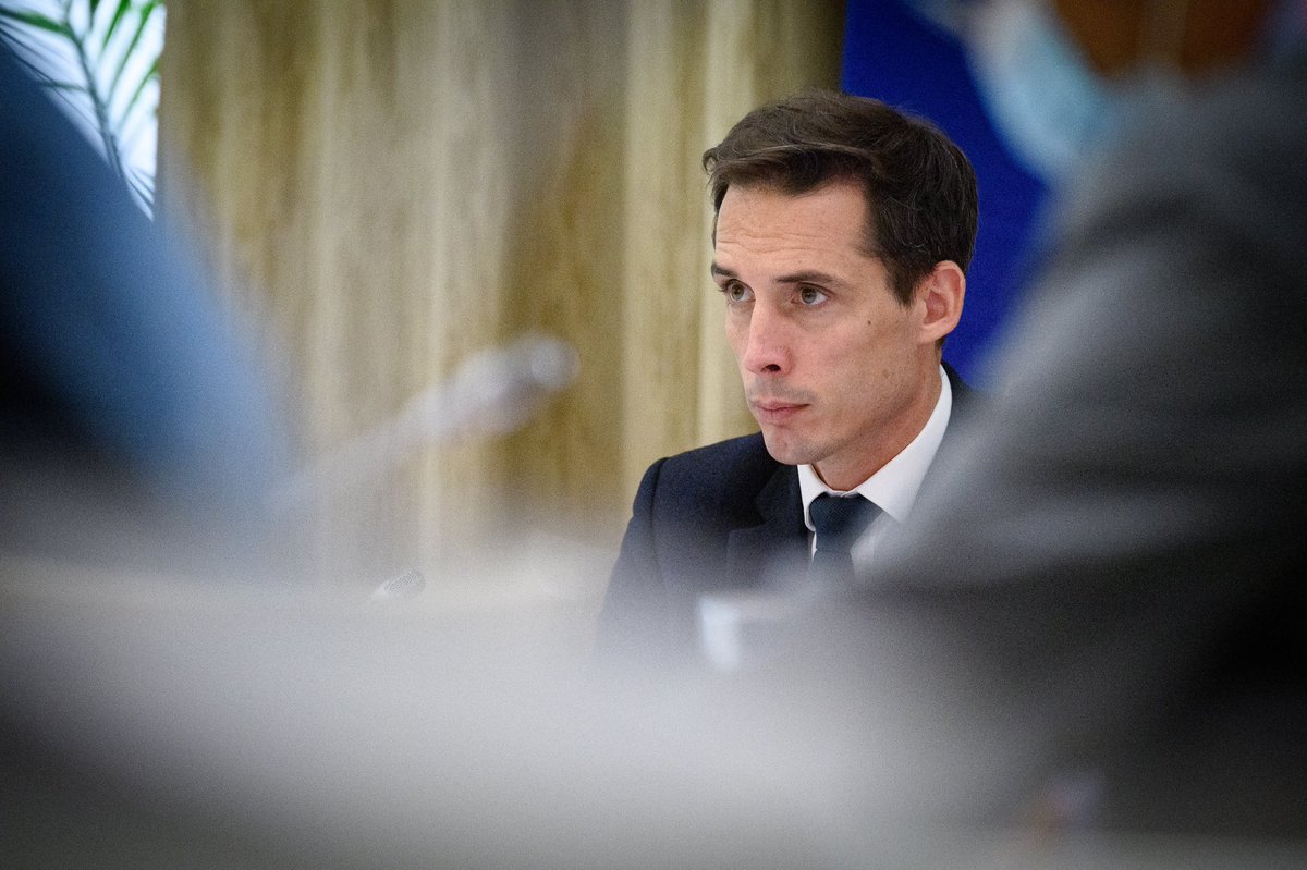 Djebbari_JB's tweet photo. Train à hydrogène. Train léger. Inventer des trains qui polluent moins et consomment moins.

Voilà quelques-unes des priorités du 2ᵉ comité ministériel pour le développement et l'innovation dans les transports.

Un mot d'ordre : INNOVER. https://t.co/xqIO6T3EIQ