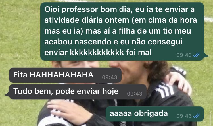 besidesteve's tweet image. ME RESPEITA CARALHO (desculpa te usar, malikinha)