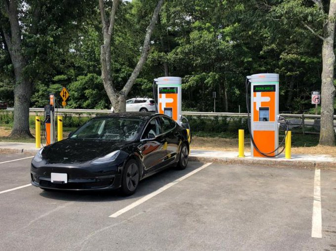 Charging An Ev At Disney World Is A Major Pain