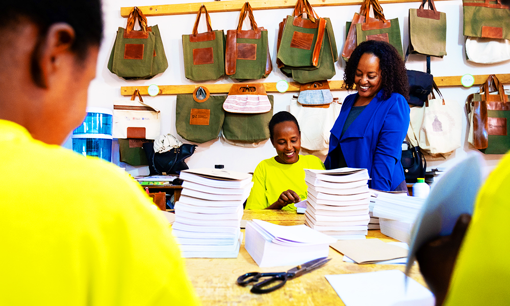 <a href="/AskZahara/">Ask Zahara</a> and <a href="/SuleimanShifaw/">Suleiman Shifaw</a>, <a href="/Acumen/">Acumen</a> Fellows and co-founders of <a href="/feleknotebooks/">Felek Notebooks and Journals</a>, joined our IKEA Social Entrepreneurship Accelerator program to scale their #socialimpact.
bit.ly/3mwGFpx