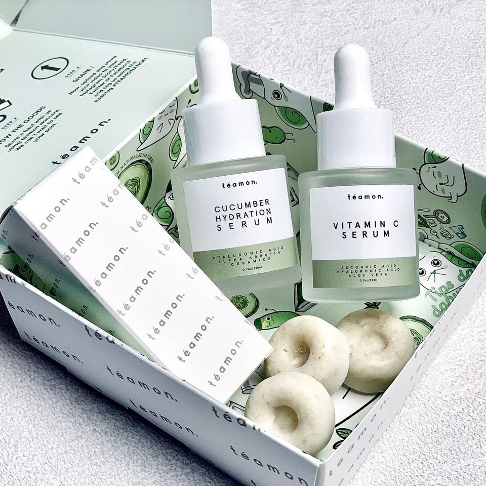 Yang ada breakout, boleh try treatment set bagi membantu mengecutkan jerawat. Selepas jerawat dah kecut, boleh gunakan scar roller untuk hilangkan parut gelap dan parut berlubang. Harga Asal:-Treatment set: RM96 Scar Set: RM129Promo:-Treatment set: RM76Scar Set: RM87