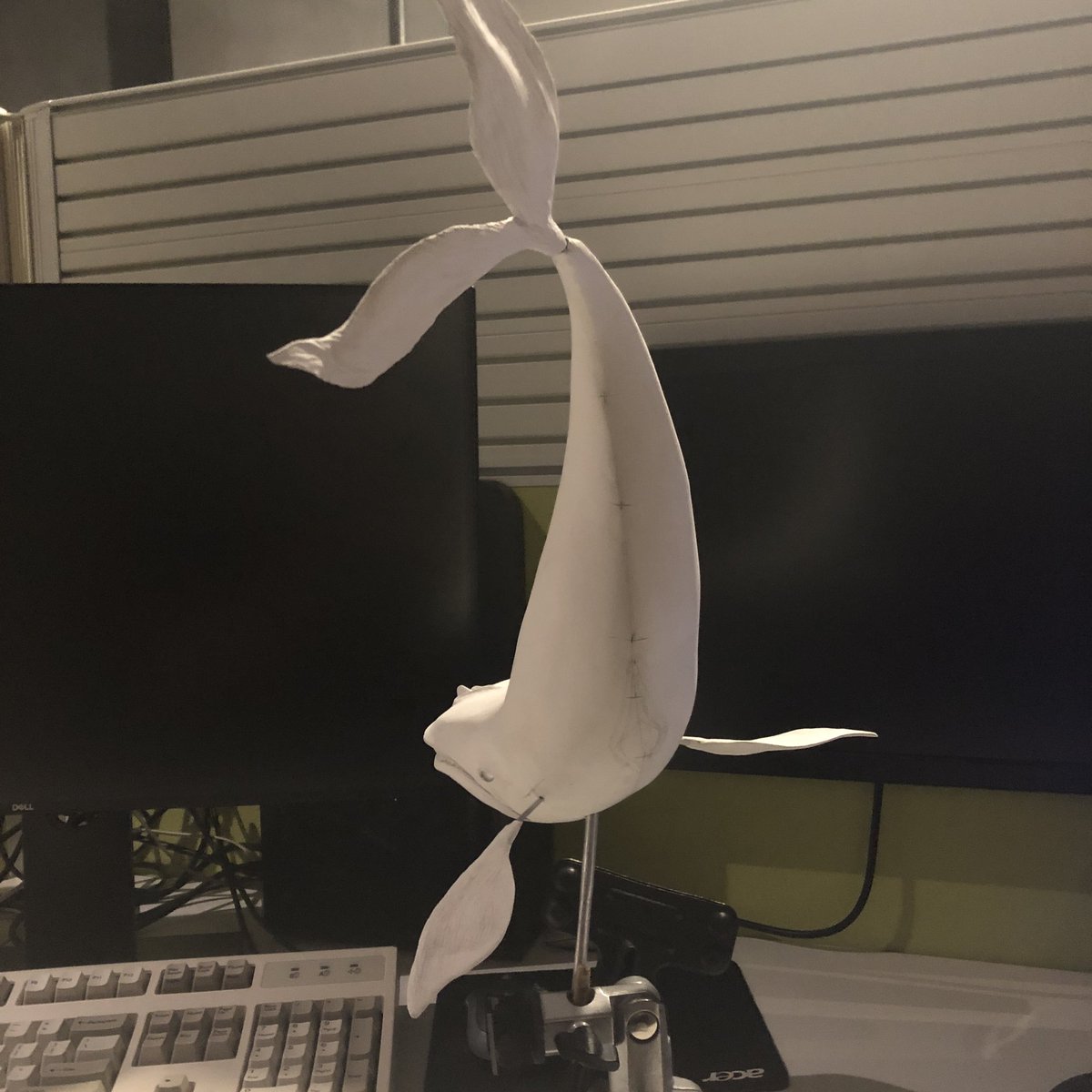 Po49805192's tweet image. 好興奮，張各部件組合前，心跳加速，戰戰兢兢的度位開孔插入組件，終於成形了，很開心，第一次制作有這成果，我覺得我係天才🤣🤣🤣🤣

#whale
#鯨
#oilsludge
#claysculpture
#practice
#sculpture
#SampleTs