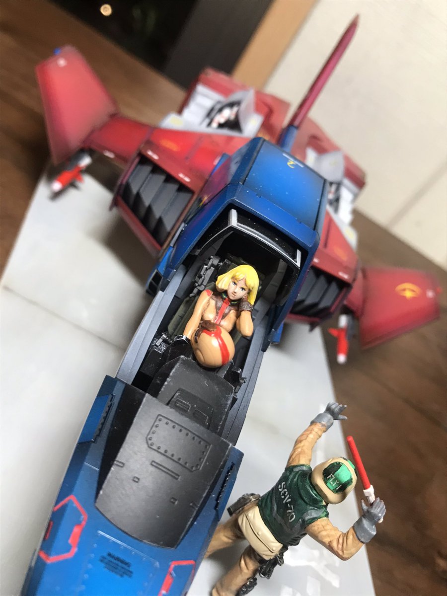 なーなむ ハードグラフ 1 35 コアファイター セイラさんバージョン やっとこさ 完成しました 先生から台座くらい いや そんな事は すみません 楽しくつくりました ガンプラの画像を貼るとrtされると聞いて T Co Ptduoyo5oc Twitter