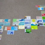 旅行先で集めた交通系ICカードが、集めすぎてICカード列島が作れるまでになっていた!