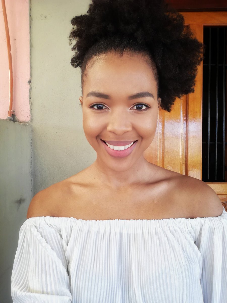 YoloNdobeni's tweet photo. My crown👑 https://t.co/YihKJemunF