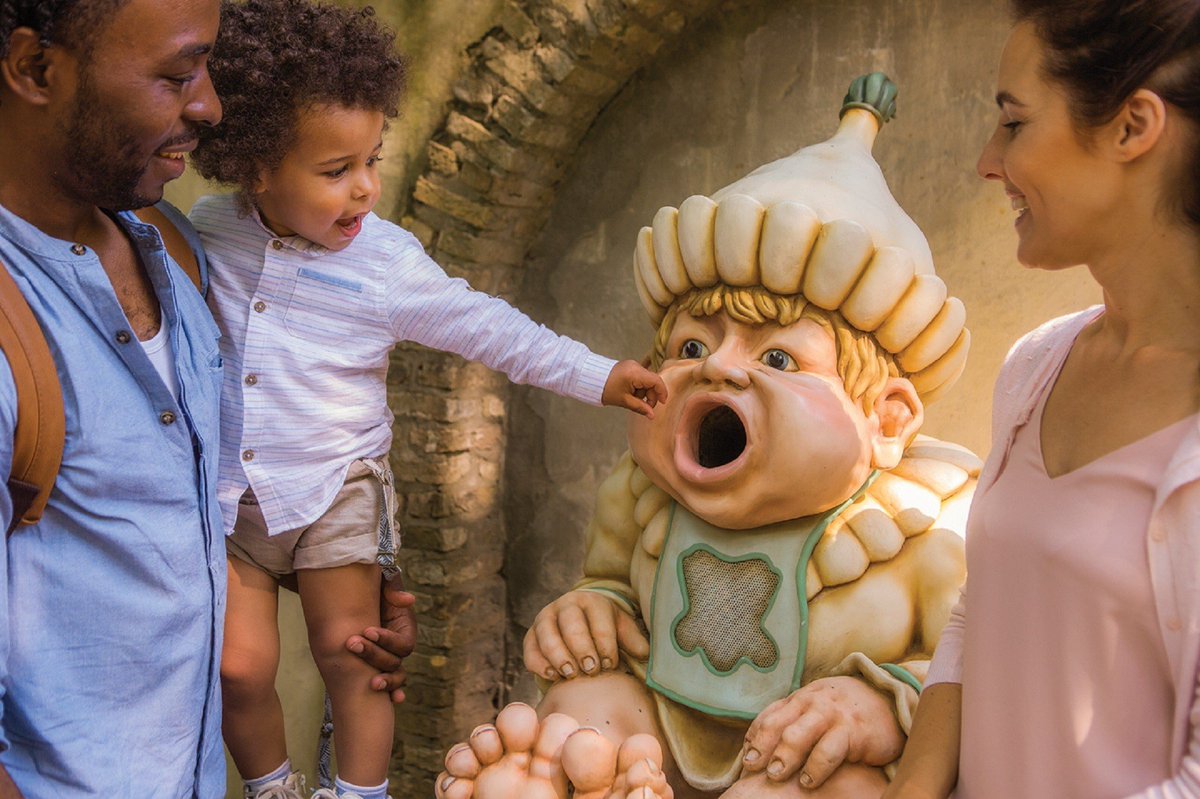 Topweekendnl's tweet image. 4* hotel aanbieding + entree (winter) Efteling €77,50 inclusief uitgebreid ontbijt! 
tpwknd.nl/twitter-actie-…

Herkennen jullie het hotel van TV? 

#efteling #winterefteling #hotelaanbieding #tpwknd #travel #reizen #pretpark #korting