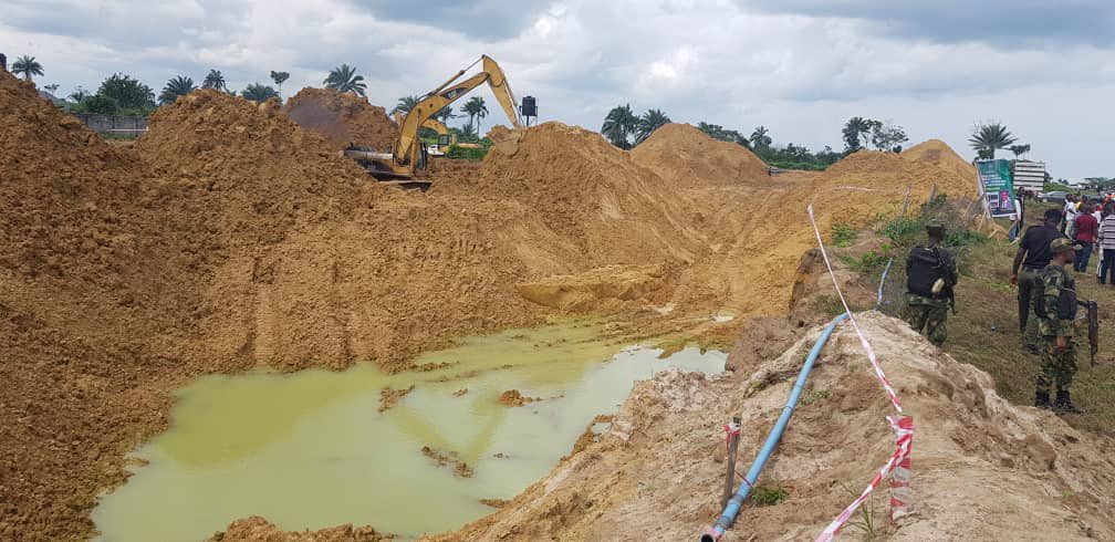 FMEnvng's tweet photo. Pictures of remediated site to be handed over by the Hon. Minister of @FMEnvng @DrMuhdMahmood today in Alode Community Eleme LGA #OgoniCleanUp https://t.co/cHCL135z3g