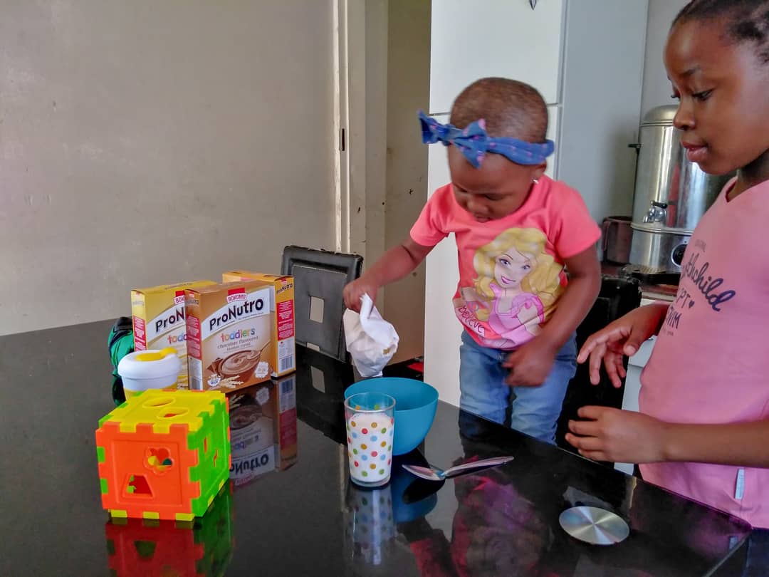 _NombuleloM's tweet photo. Mornings have been the hardest with the lil ones cause they would always want to skip breakfast. I've added ProNutro toddlers to the breakfast table it's always breakfast time now. ProNutro is literally easily digestible and meets our bodies needs.
#PronutroGoodToGo #Ad https://t.co/5CwREOTYPy