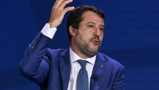 Area51cinqueuno's tweet photo. #49milioni
#lega
Fondi Lega, la Finanza in un comune del ferrarese.
Indagini della Procura di Genova a caccia dei 49 milioni: nel mirino una donazione da parte di una delle leghe regionali costituite dal Carroccio
#PatrieGalere
#GameOver
#CeSemo
#Aridatece49pippi
#processing https://t.co/PTYfJU8Mru