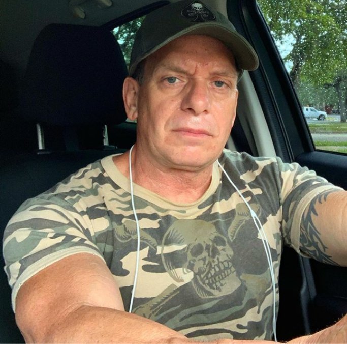 WMugel's tweet image. I don't know why I'm not getting followed back.... I'm new to social media things so I'm really to meet good mindset people who really fun to chat with.... Treat me nice. Thank you 😊