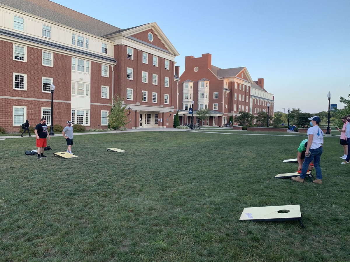 Bucknell_Rec's tweet photo. Fun night of Cornhole last night with the @BucknellCAP Congrats to Pizzo, our tournament champions! #Bucknell #BisonRec https://t.co/bzR82C0ord