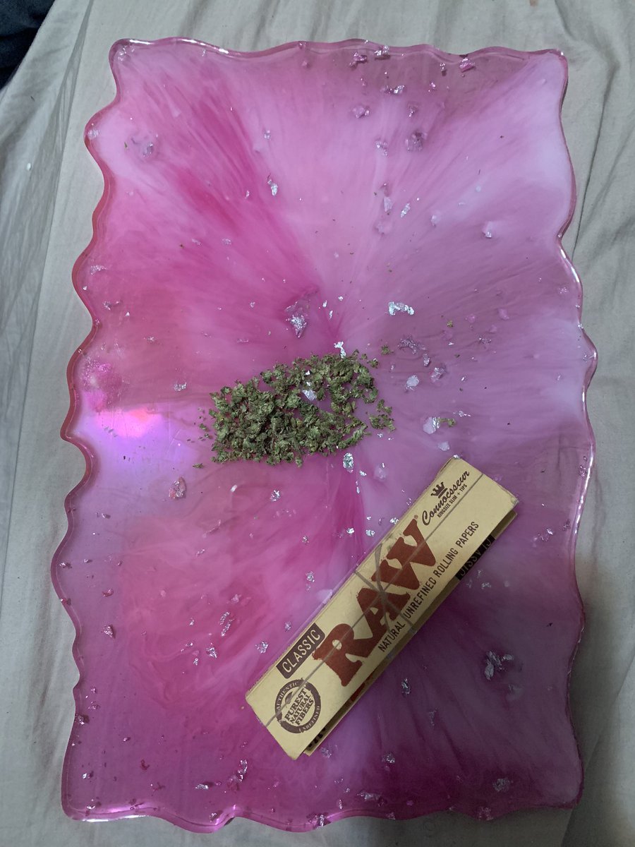 My multi purpose GODDESS tray in a pink marble. Can also come with handles if you’d like