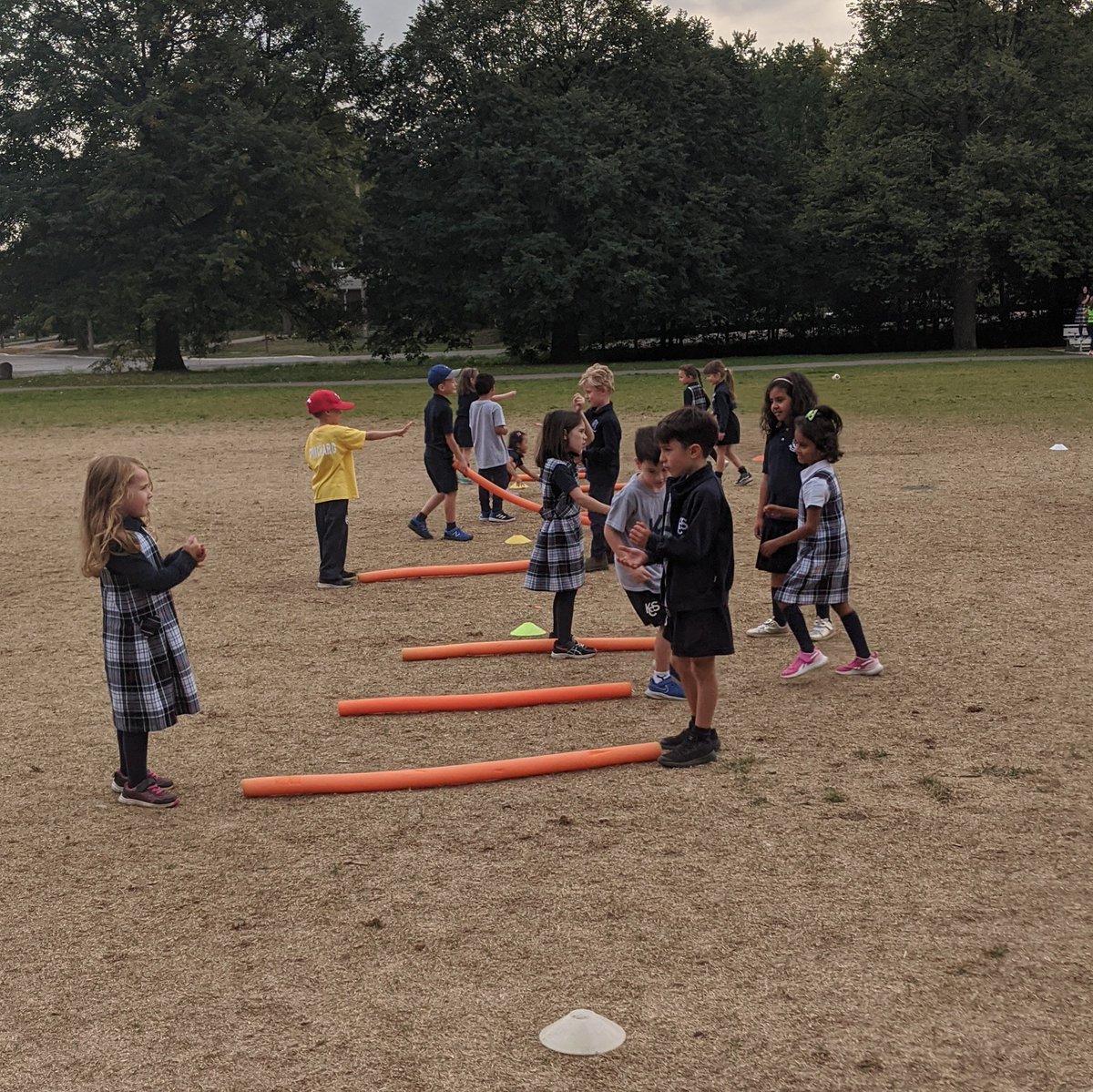KCSMatters's tweet photo. Rock! Paper! Scissors! Primary, Grade 1m pod students playing and having fun together during physical education. #BeActive #FindHumour https://t.co/snjVd7PwZQ
