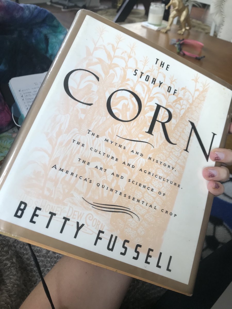 Here's a good book I recommend everyone (maybe just, period?) should read if you're interested in corn. The passage that's always stuck with me the most, that has given me the most insight into why, at the end of the day, we feel some kind of way about corn in particular... 2/