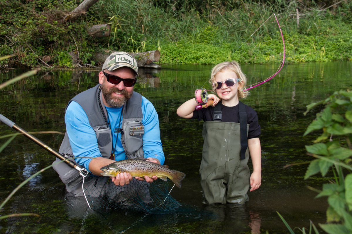 OrvisUK's tweet photo. We were so happy to see #OrvisEndorsedGuide Brett O'Conner on the water with his daughter last weekend. We always say to start them young! 🎣 #browntrout #OrvisUK #Mylifeoutdoors #Getwild #Findyourwild #upstreamdryfly #helios3 #flyfishingaddict #rivertest #5050OnTheWater https://t.co/NT7vWGF22Q