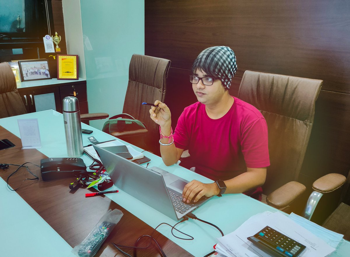 aryaspace's tweet image. अगर हम एक ऐसे भीड़ को चुनौती दे सकते है जो ये समझती है की किया जाने वाला प्रयास निरर्थक है तो हम  उस प्रयास को सफल बना सकते है। 
चुनौती देकर सकारात्मकता की तरफ बढ़ना ही पहली जीत होती है। 🚩
#office #WorkHardStayHumble #acceptchallenge #partofsolution