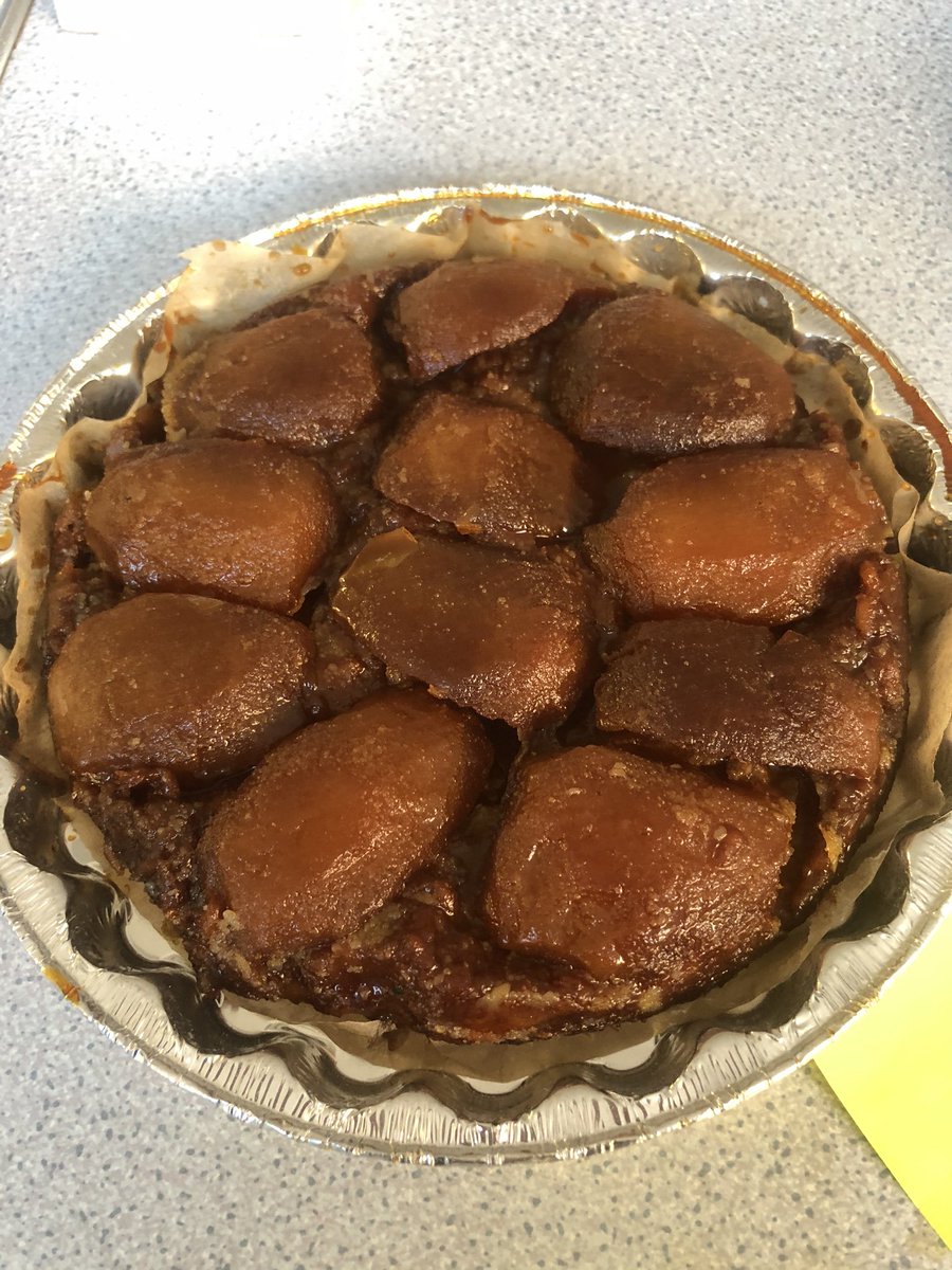 BloorMiss's tweet photo. Look at these beautiful Tart Tatin produced by our first ever cohort of Level 3 Food Science in Year 12 #highlevelskill #delicious #welldoneMrsHouse! @AldersleyHighSc https://t.co/sOmevxmN6g