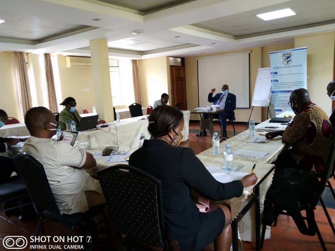datwijukire's tweet photo. Today, was day 1 of a retreat convened by @world_uganda
supported by @DGFUganda17
bringing 2gether the JLOS technical working group 2 harmonise the process of developing standardized guidelines creating Linkages btn formal &amp; informal justice mechanisms 
@JLOSUganda @gard_benda https://t.co/yr51D5YQdW