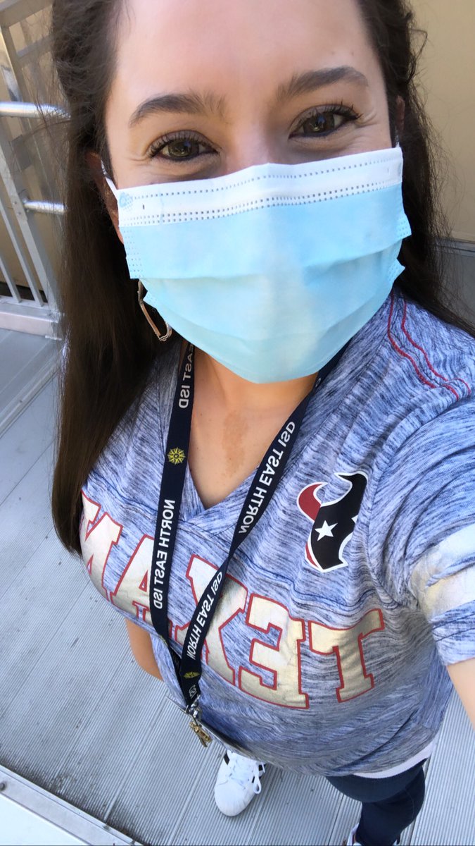 And I’m rockin’ my <a href="/HoustonTexans/">Houston Texans</a> 🏈 shirt today! Go TEXANS! 💙❤️ Missing my Houston/Katy people!