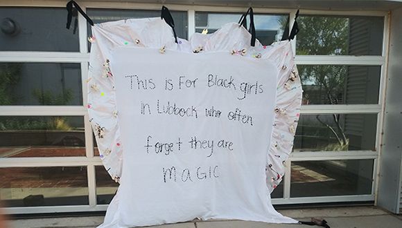 Glasstire tweet media