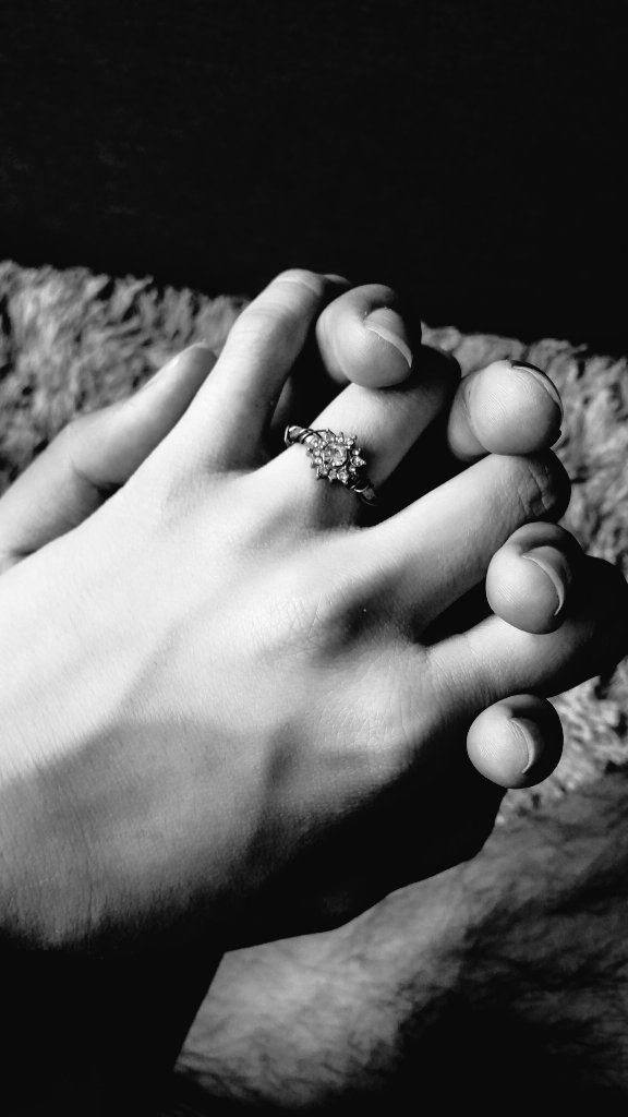renesteel's tweet photo. This feeling, this sense that i can love U without touch your body. I can touch your feels n' your emotions. IN ONE YEAR CAN SAY 'HEY, THIS IS MY WIFE' 
I LUV U SO MUCH BABEEE!!!😍💍💖 https://t.co/9O6Axbk2pT