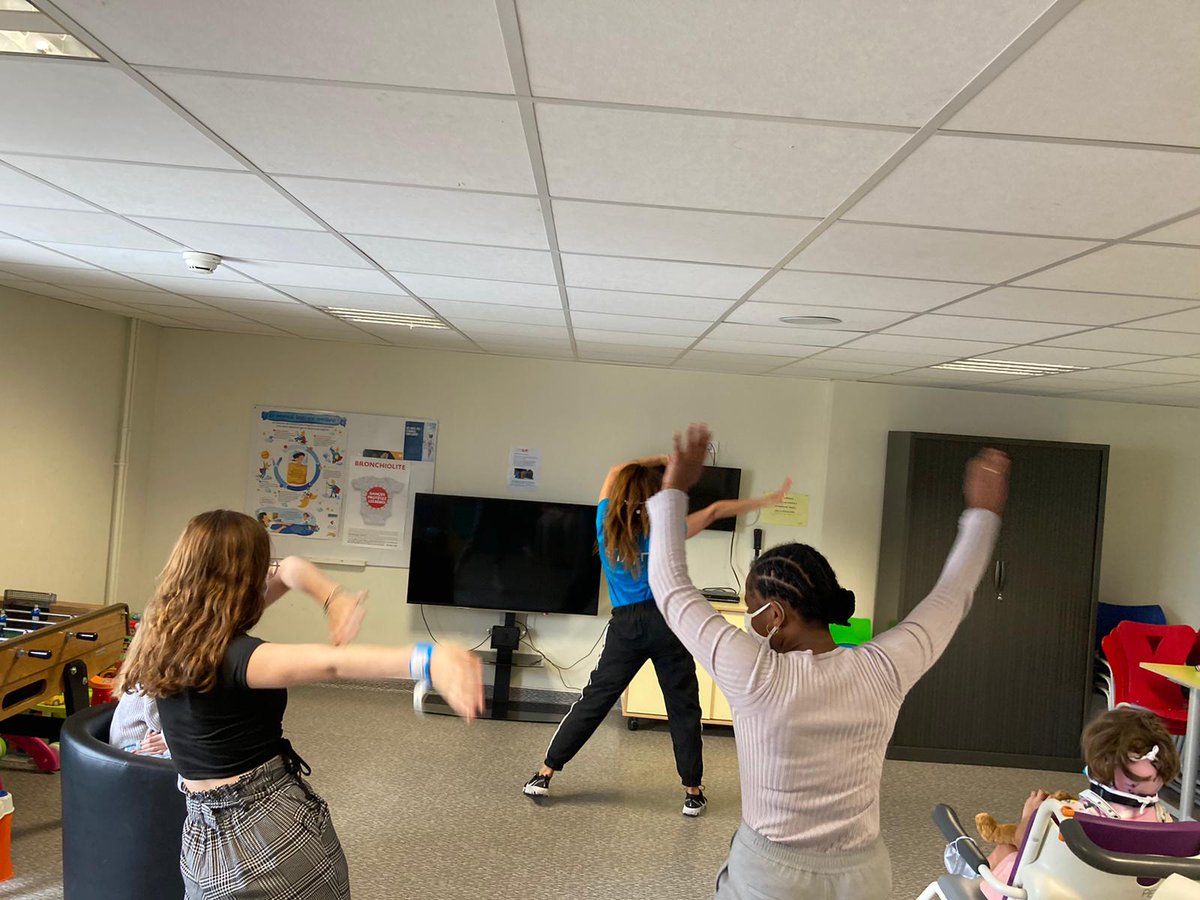 Aujourd'hui le #DanceTour s'arrêtait au @CHTROYES et c'était encore une fois un bon moment de sport et d'amusement 👍💃🕴️