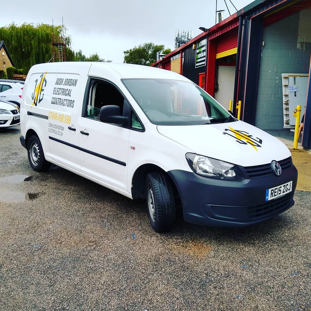 Space3Creative's tweet photo. Meet Sean our new sign fitter! Here he's preparing some van graphics. #vehiclegraphics #vehiclelivery #vangraphics #signfitter #companyvehicle #shipley #saltaire #yorkshiresignmaker #signmakeryorkshire #signmaker #signage #graphics #space3 #space3signs #space3creative https://t.co/KoKCEoPC6e