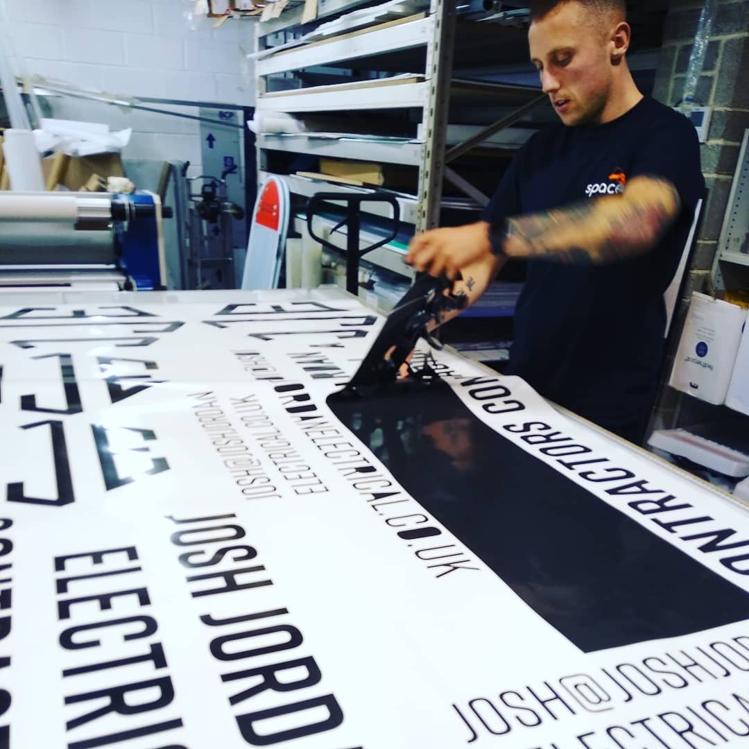 Space3Creative's tweet photo. Meet Sean our new sign fitter! Here he's preparing some van graphics. #vehiclegraphics #vehiclelivery #vangraphics #signfitter #companyvehicle #shipley #saltaire #yorkshiresignmaker #signmakeryorkshire #signmaker #signage #graphics #space3 #space3signs #space3creative https://t.co/KoKCEoPC6e
