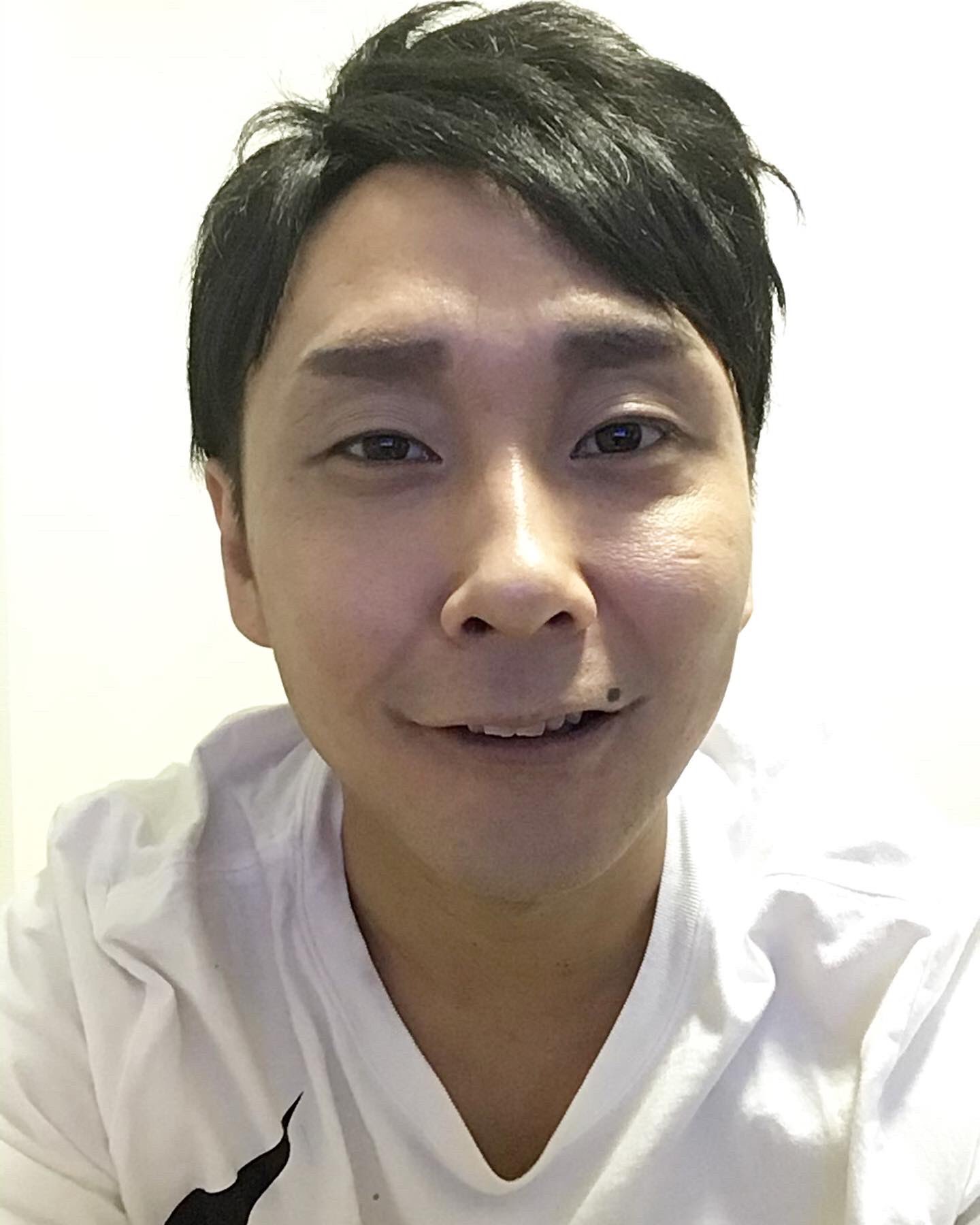 モリタク ものまね 今日はインスタライブで 尊敬する芸人さんの 新ネタメイクをさせて頂きました まだまだカツラと表情と八重歯 研究中ですが 初回にしては良くできたかなと 色んな表情研究中 かまいたち 濱家隆一 さん モリタク ものまね