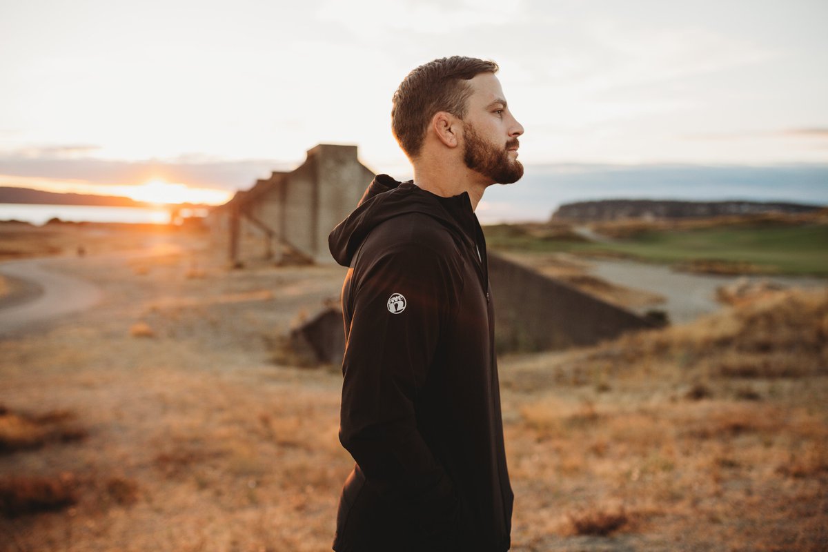 five12apparel's tweet photo. Our Huntington Hoody- made with #recycled ghost fishing nets and ocean plastics- is the most comfortable #sustainable jacket you'll find this Fall. #ghostnets #recycledfashion #five12life https://t.co/5zbRdYLlFm https://t.co/zboQKyQYLz