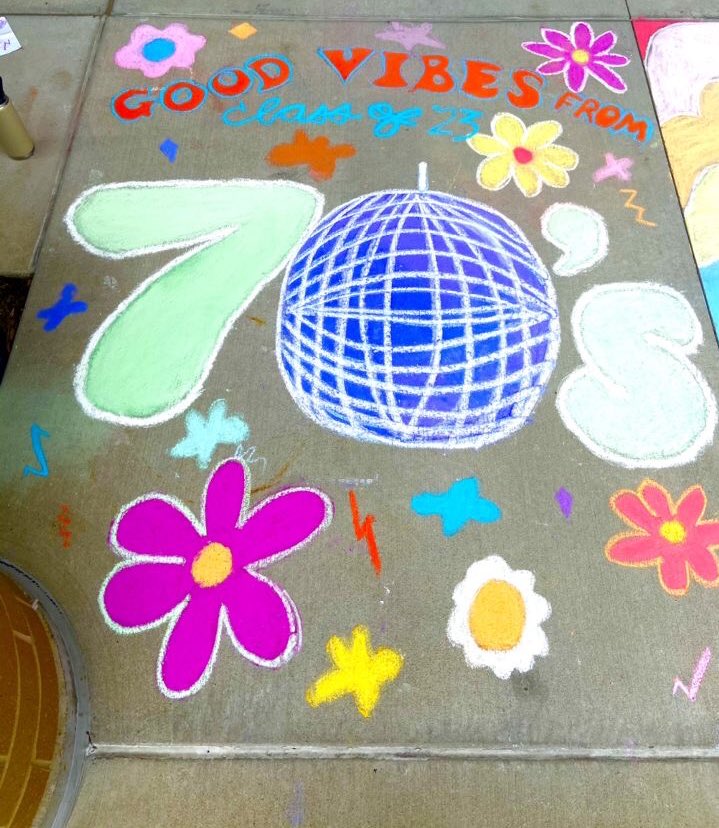 2023Liberty's tweet photo. Annual Chalk Art 🖼 Contest!!!  @wsdlhsstuco why don’t you just “chalk” this one ☝️up as a win for the Class of ‘23 Class Committee!!! https://t.co/lh22mTaSnB