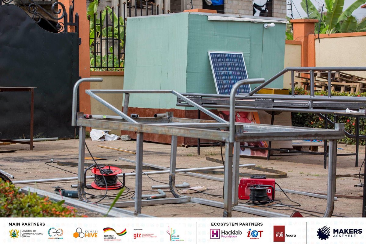 An ICU bed is used in the critical care unit,it’s for patients with critical conditions.The bed is an electric bed capable of attaining chair and trendelenberg position, and fitted with a pressure-relieving mattress. Still the fight against COVID.#fightagainstCovid