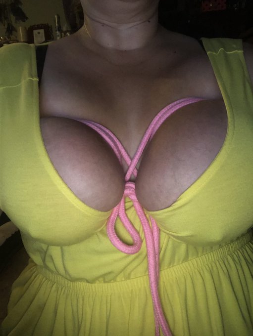 Who knew breast bondage actually makes your tits look Bigger?! This is a very exciting revelation...