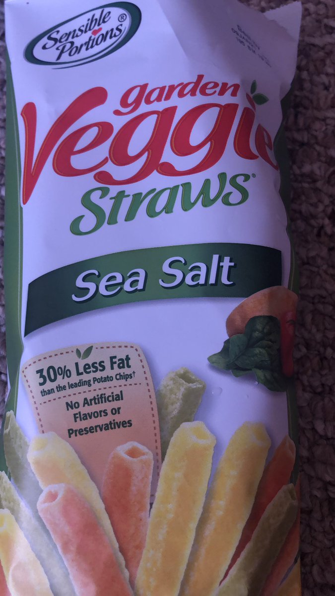 devotedfriend72's tweet photo. Iβm eating veggie straws and I donβt really think I actually like them ππ#mindlesssnacking https://t.co/4c64QtxX5L